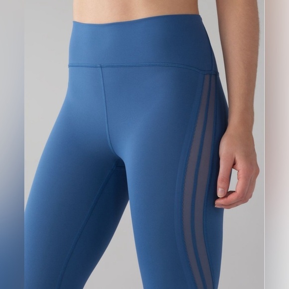 Lululemon Athletica Sun Setter Crop (17") Royal blue women’s size 4 - Picture 3 of 13